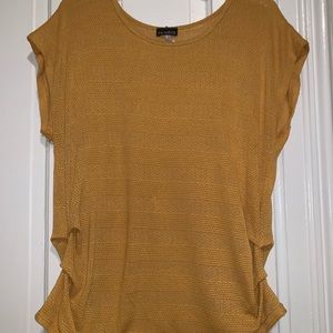 Golden mustard short sleeve shirt